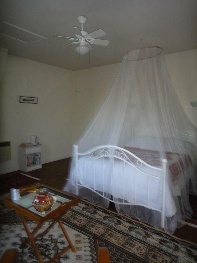 Hotel Le Tambourinet à Belvès Extérieur photo